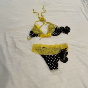 Beach Bunny bikini! So cute! Never worn!